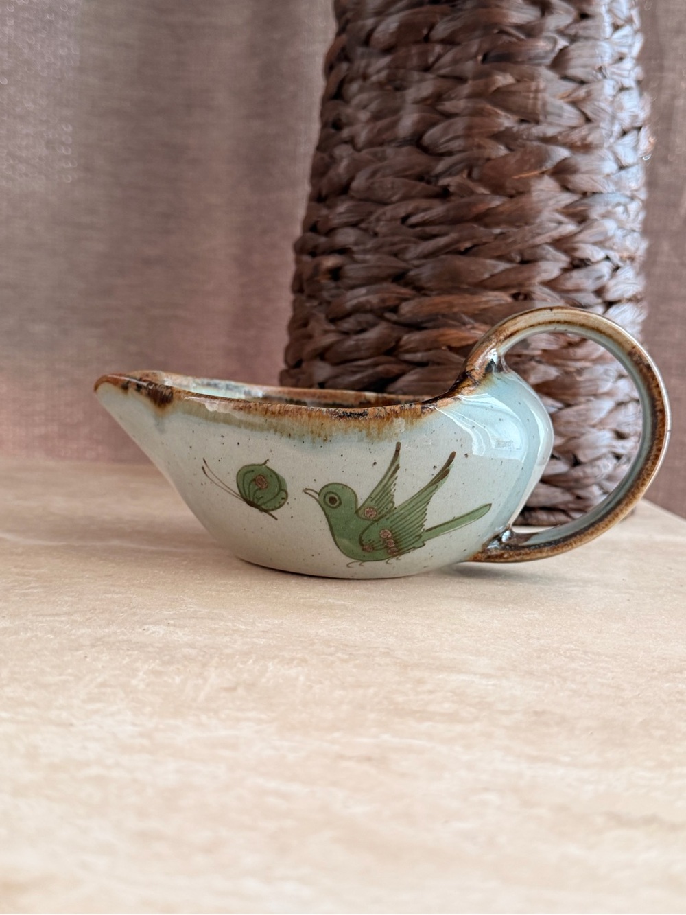 Hand-Painted Green Bird Ceramic Sauce Pourer -l